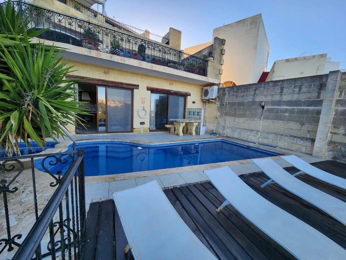 Gozo Pool And Views, Sleeps 4 With Private Bathroom Ghajn il-Kbira (Gozo) Экстерьер фото