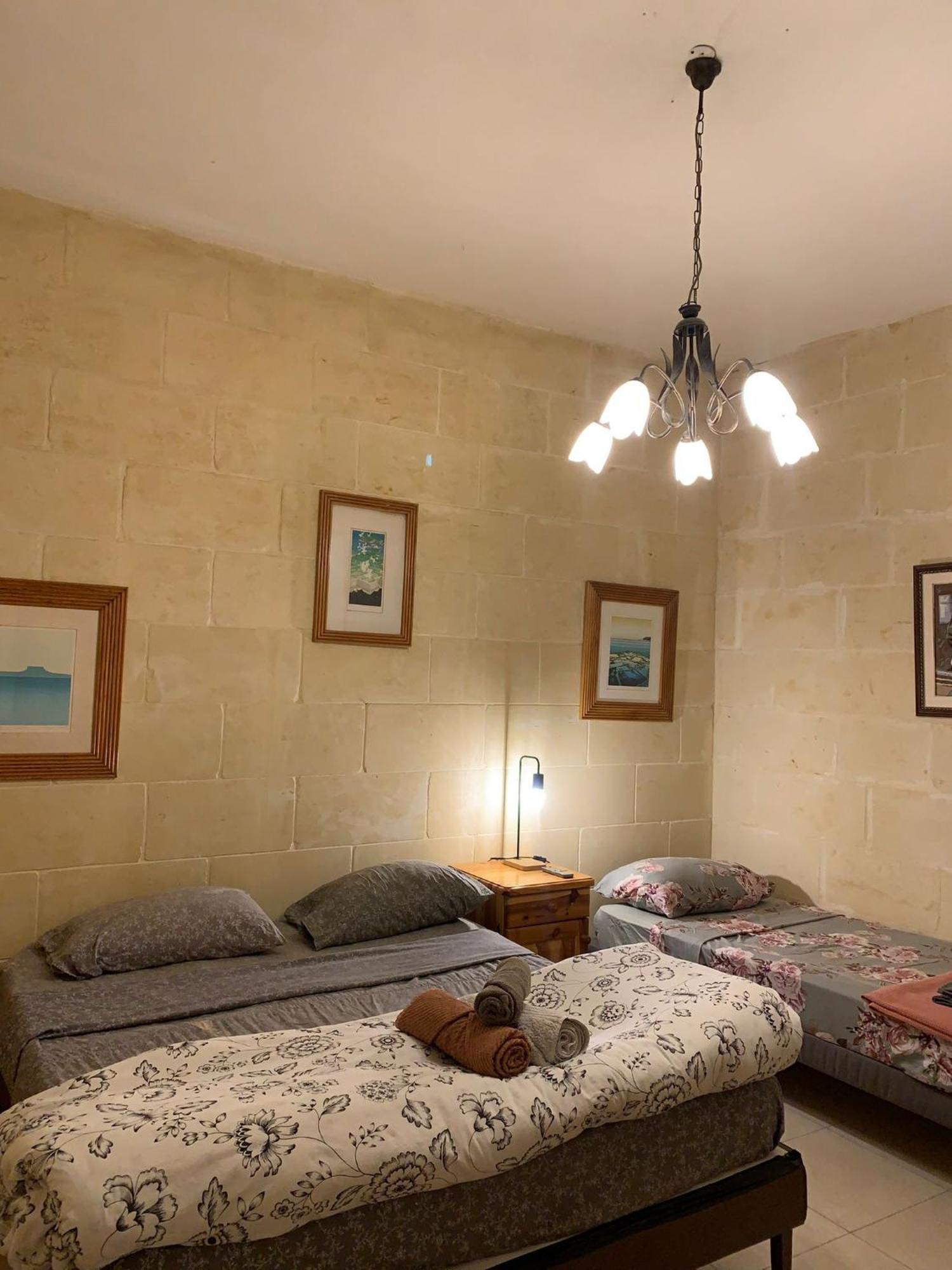 Gozo Pool And Views, Sleeps 4 With Private Bathroom Ghajn il-Kbira (Gozo) Экстерьер фото