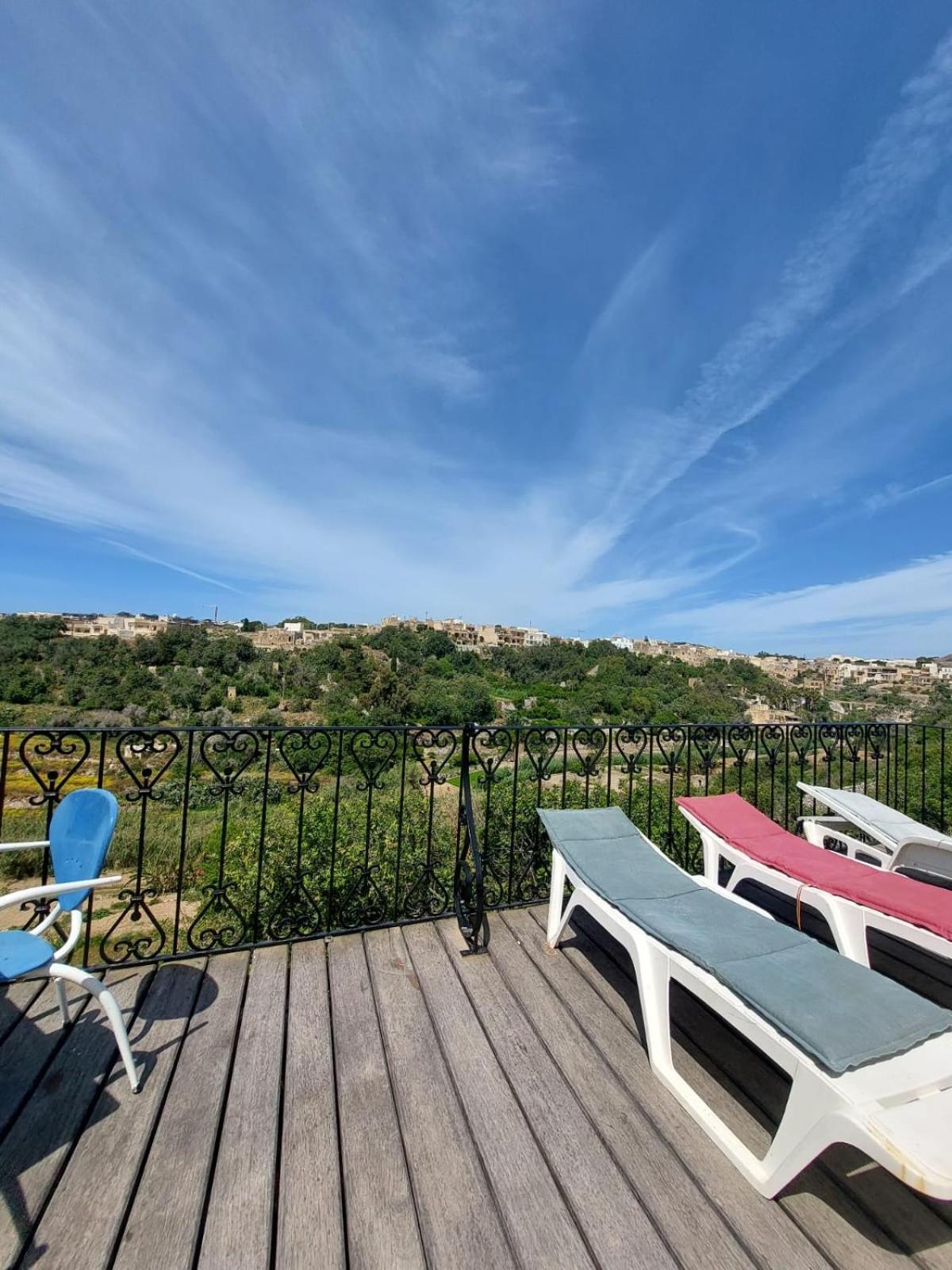 Gozo Pool And Views, Sleeps 4 With Private Bathroom Ghajn il-Kbira (Gozo) Экстерьер фото
